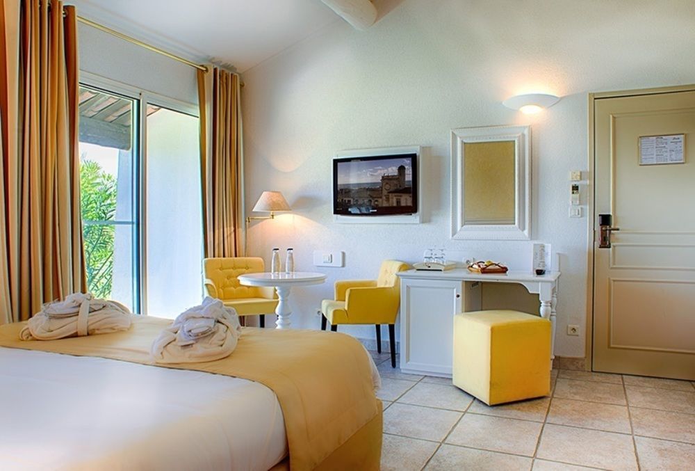 Hotel L' Estelle En Camargue 5*